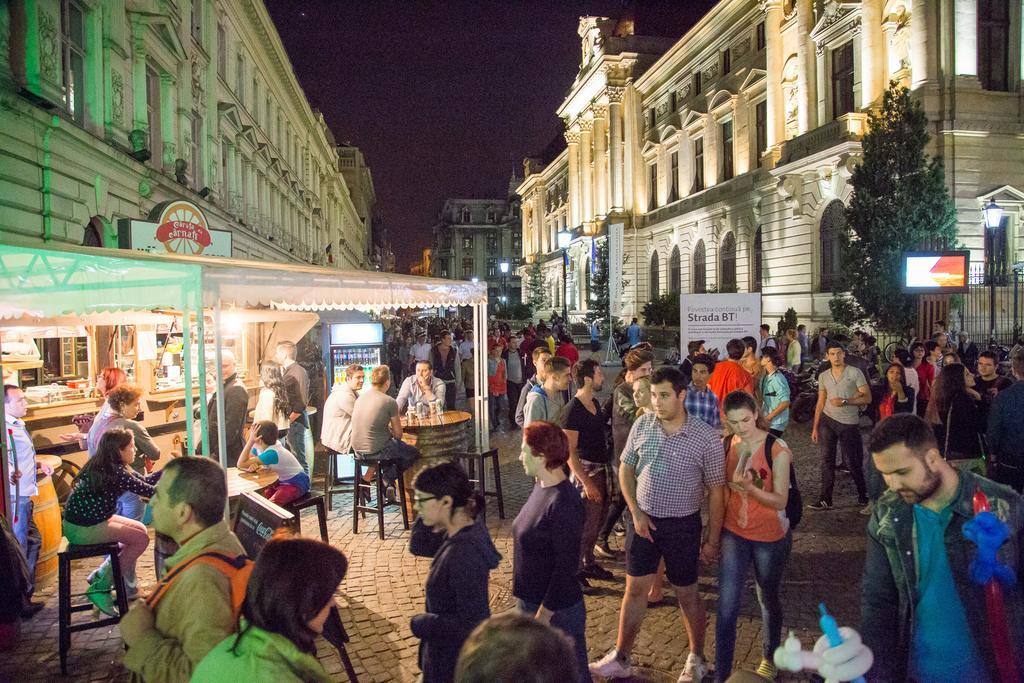 Sunny Old Town Apartments Bucureşti Ngoại thất bức ảnh
