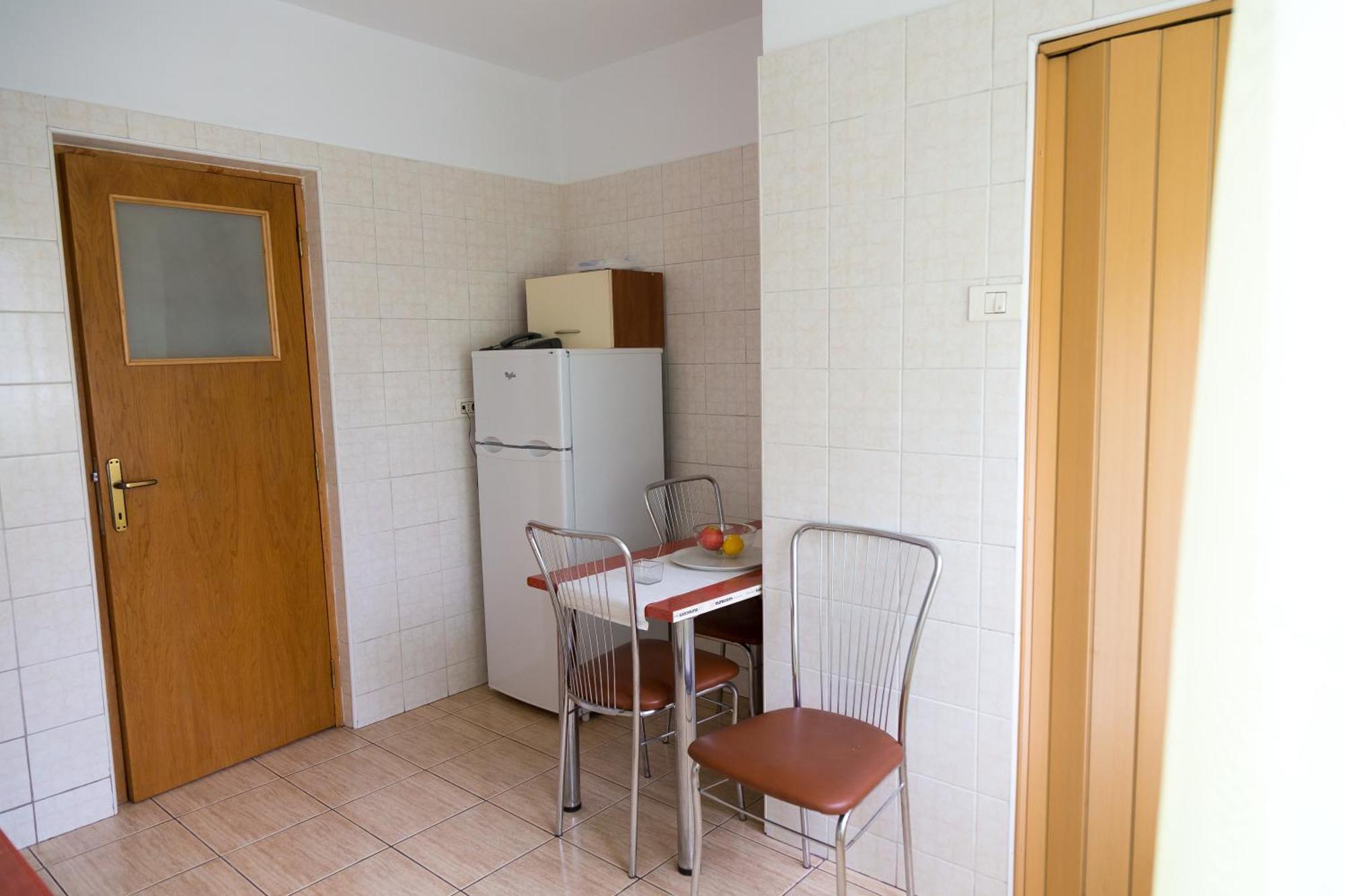 Sunny Old Town Apartments Bucureşti Phòng bức ảnh
