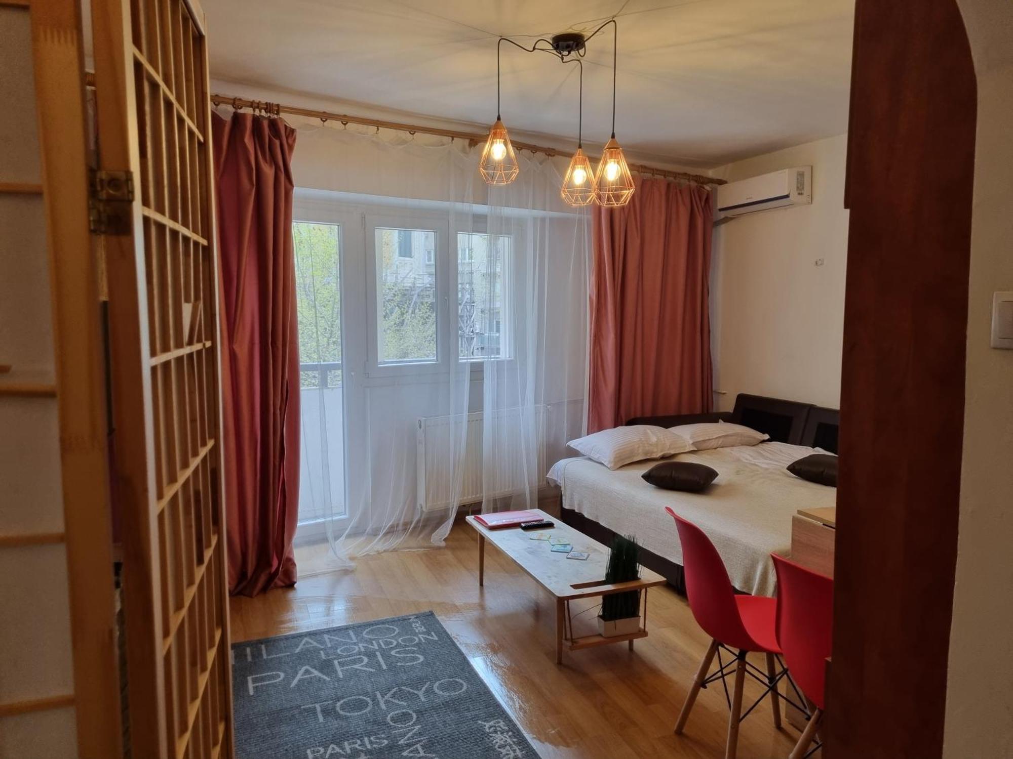 Sunny Old Town Apartments Bucureşti Phòng bức ảnh