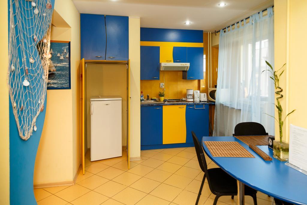 Sunny Old Town Apartments Bucureşti Ngoại thất bức ảnh